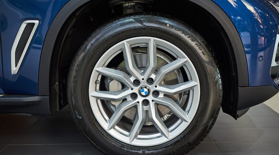 BMW X5 xDrive40i xLine - Hình 6